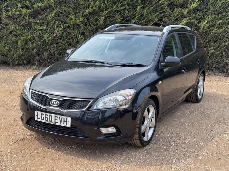 Black Used 2010 Kia Ceed 3 Estate | £2,485 (Expensive) - Image 1/4