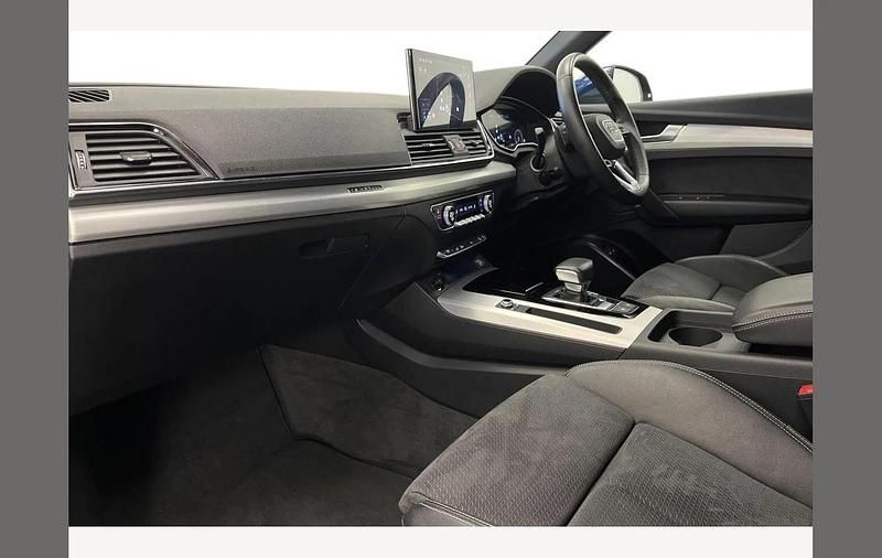 Used Audi Q5 S-Line 299 HP (219 kW) 2022 Blue SUV