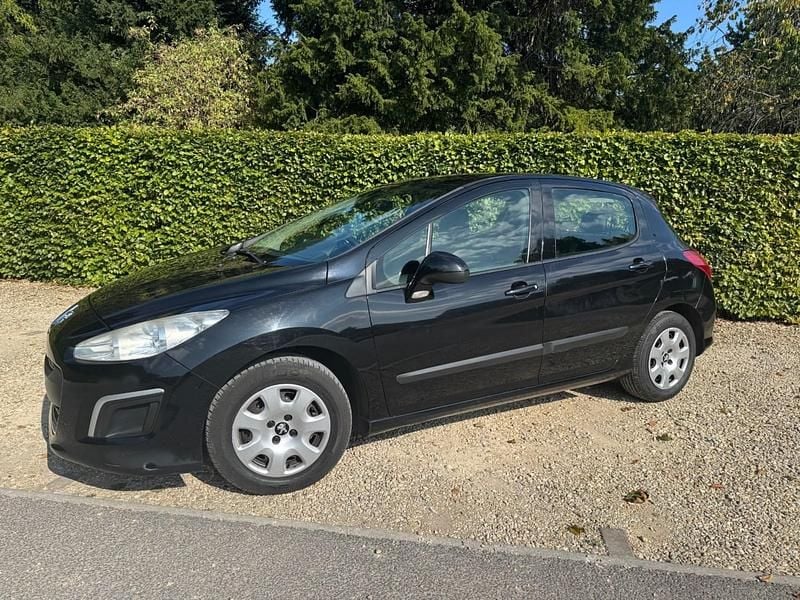Black Used 2012 Peugeot 308 Access Hatchback | £1,650 (Good price) - Image 1/4