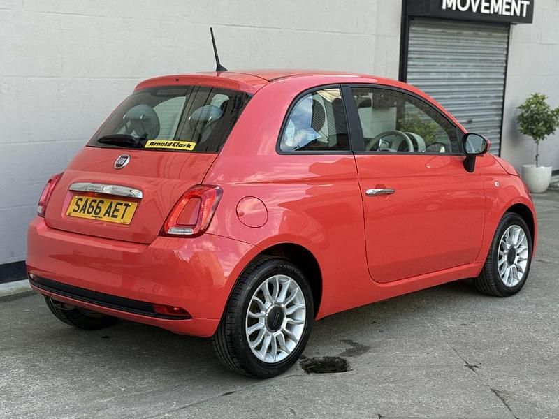 Usado Fiat 500 Pop Star 69 HP (50 kW) 2016 Rosa Citadino