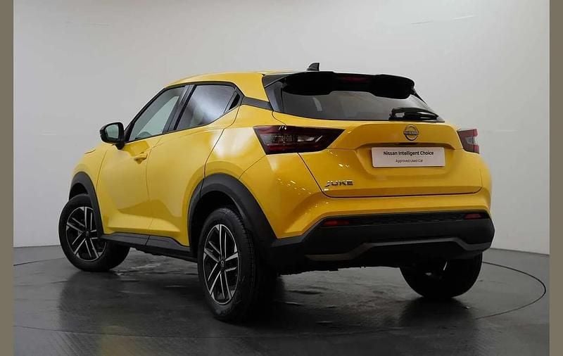 New Nissan Juke N-Connecta 114 HP (83 kW) 2025 Yellow SUV
