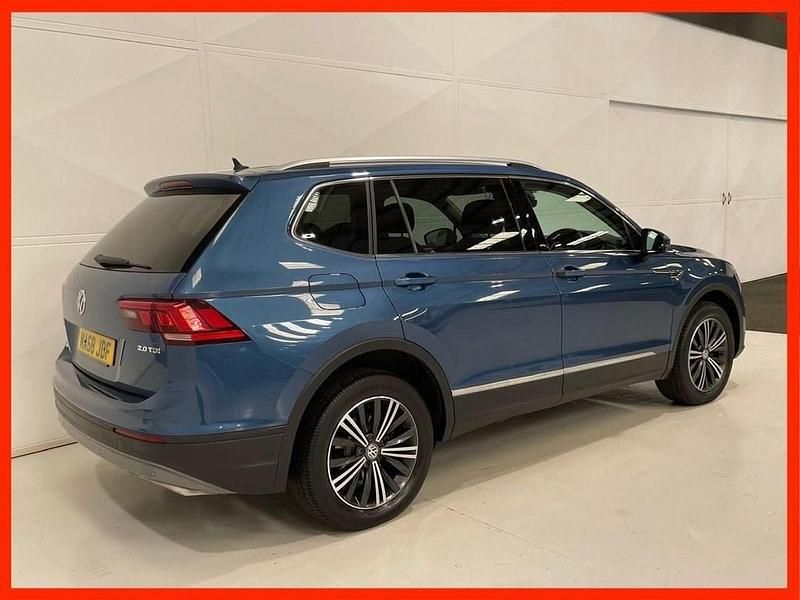 Used VW Tiguan Allspace SE 150 HP (110 kW) 2018 Blue SUV