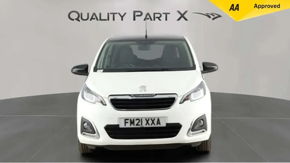Begagnad Peugeot 108 Allure 72 HK (52 kW) 2021 Vit Halvkombi