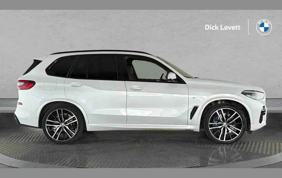 Used BMW X5 M Sport 394 HP (289 kW) 2021 White SUV