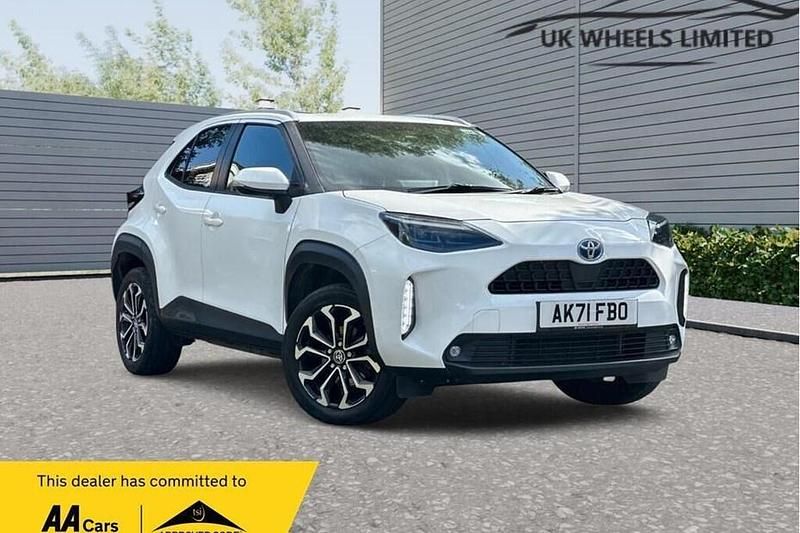 Used 2021 Toyota Yaris Hybrid Design SUV | £16,290 (Good price) - Image 1/1