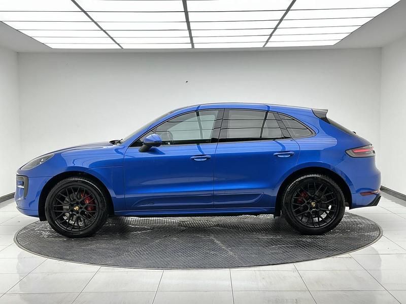 Used Porsche Macan 380 HP (279 kW) 2020 Blue SUV
