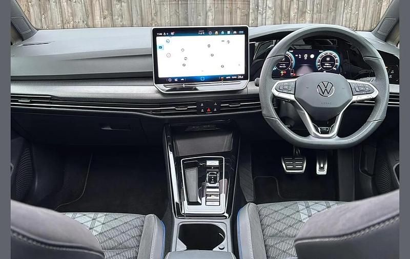 Used VW Golf VIII R-line 150 HP (110 kW) 2024 Black Hatchback