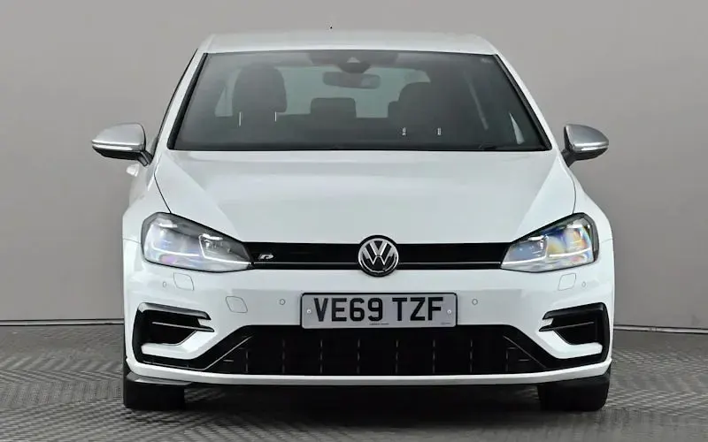 Used VW Golf VII R 300 HP (220 kW) 2019 White Hatchback