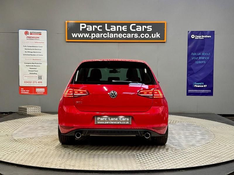 Used VW Golf VII GTI 2015 Red Hatchback