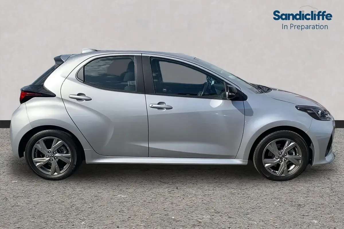 Used Mazda 2 Exclusive-Line 116 HP (85 kW) 2024 Silver Hatchback