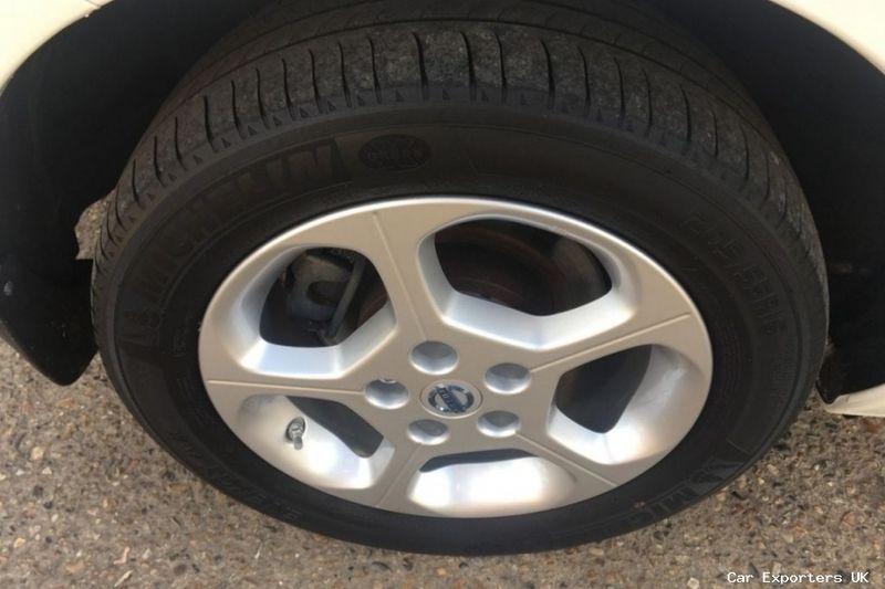 Used Nissan Leaf 58 kW (80 HP) 2014 Hatchback