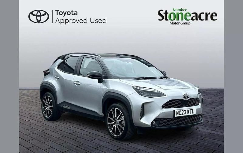Silver Used 2023 Toyota Yaris Cross Sport SUV | £24,000 (Fair price) - Image 1/4