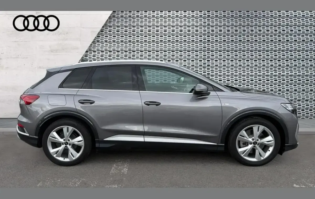 Used Audi Q4 e-tron S-Line 210 kW (286 HP) 2025 Grey SUV