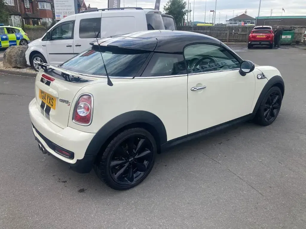 Used Mini Cooper S Coupé 184 HP (135 kW) 2014 White Coupe