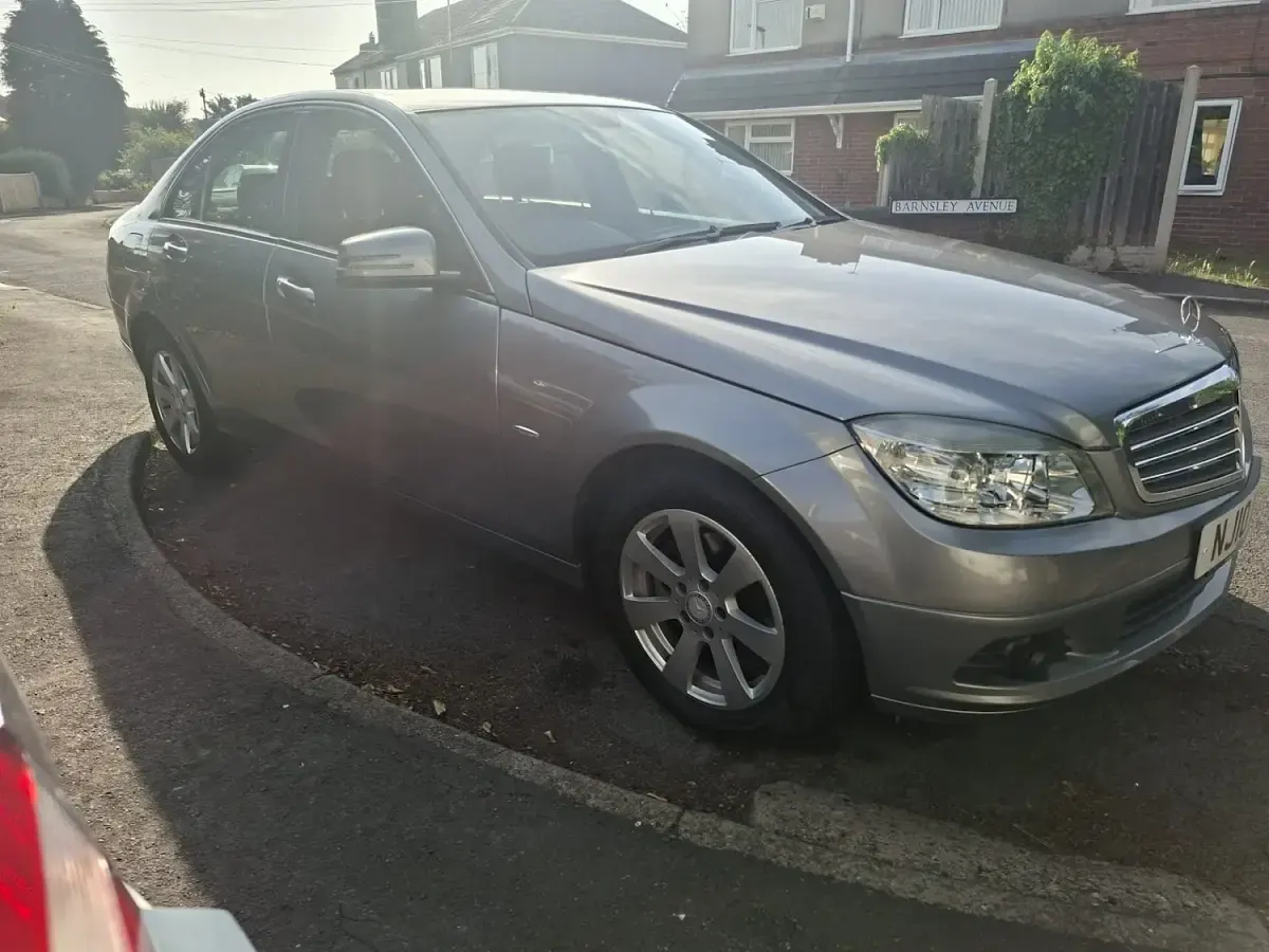 Used Mercedes C180 SE 2010 Silver Sedan