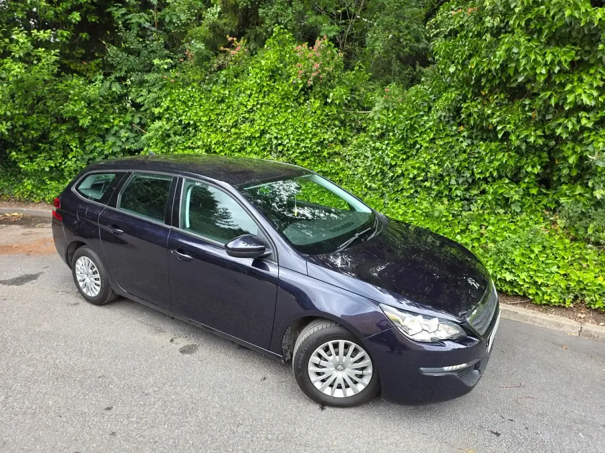 Used Peugeot 308 Access 2017 Blue Estate