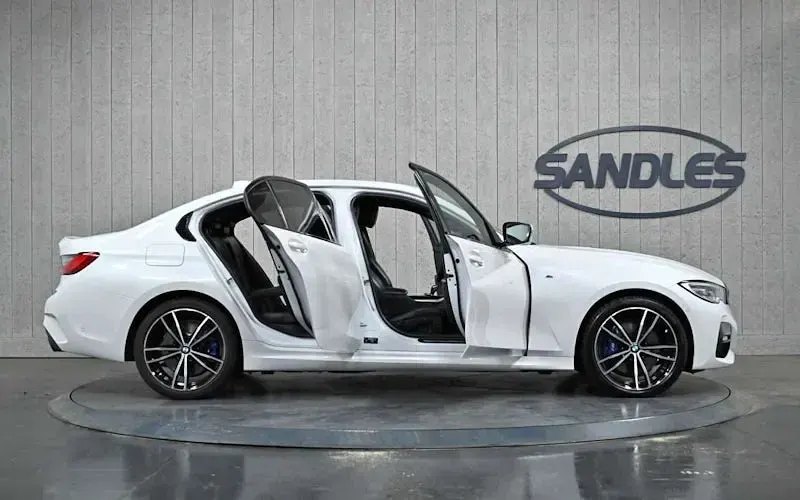 Used BMW 330e M Sport 292 HP (214 kW) 2020 White Sedan