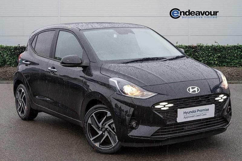 Used Hyundai i10 Premium 79 HP (58 kW) 2025 Black Hatchback