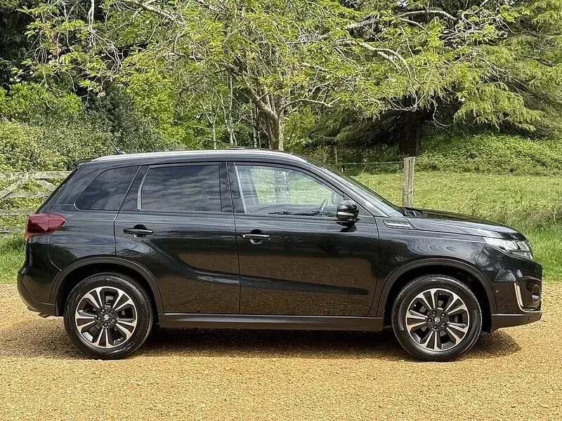 Used Suzuki Vitara SZ5 129 HP (94 kW) 2023 Black SUV