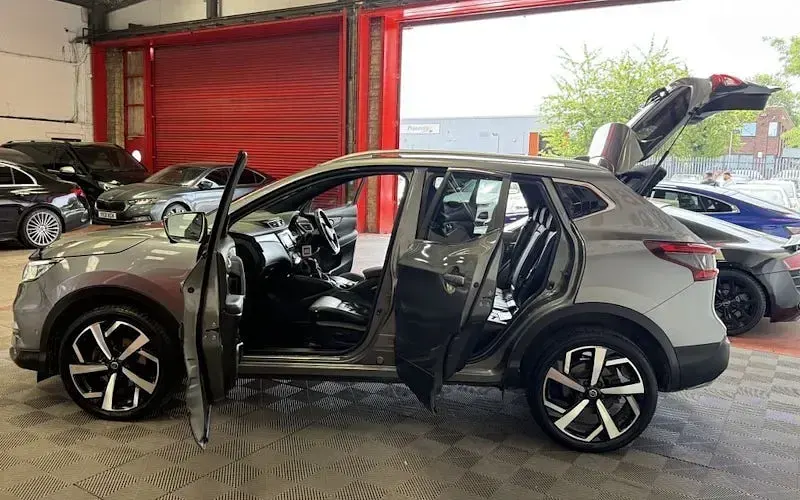 Used Nissan Qashqai Tekna+ 160 HP (117 kW) 2019 Grey SUV