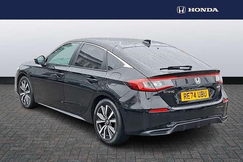 Used Honda Civic Elegance 143 HP (105 kW) 2024 Black Hatchback
