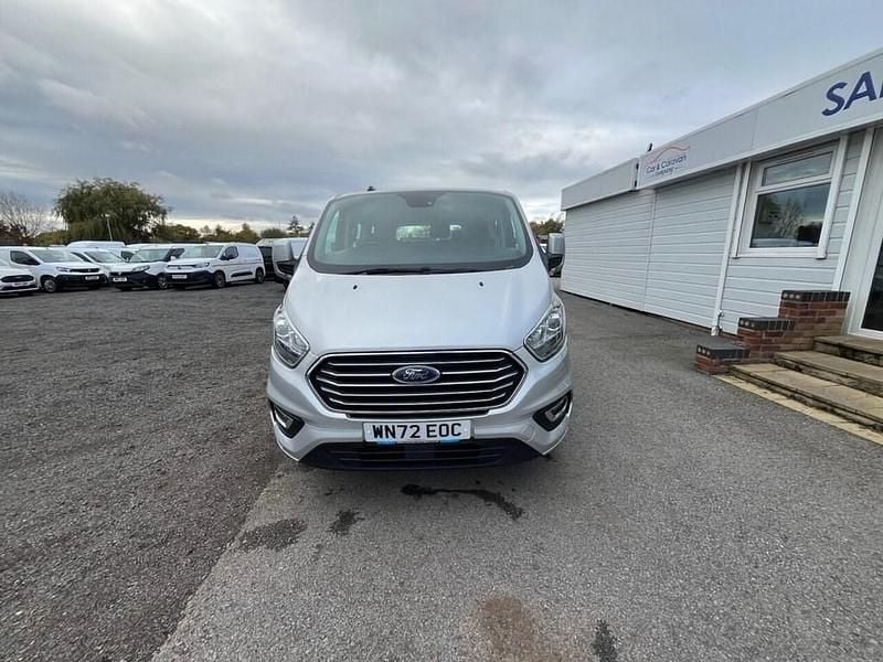 Used Ford Tourneo Custom Titanium 130 HP (95 kW) 2022 Silver Van