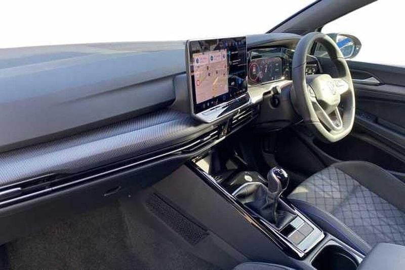 New VW Golf VIII Black Edition 150 HP (110 kW) 2025 Black Hatchback