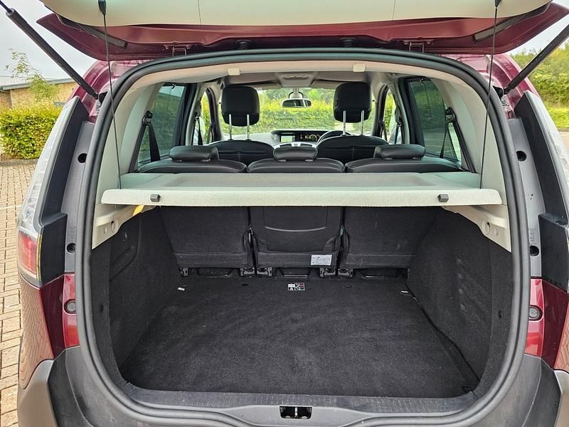 Używany Renault Scénic III Bose Edition 2013 Czerwony Minivan
