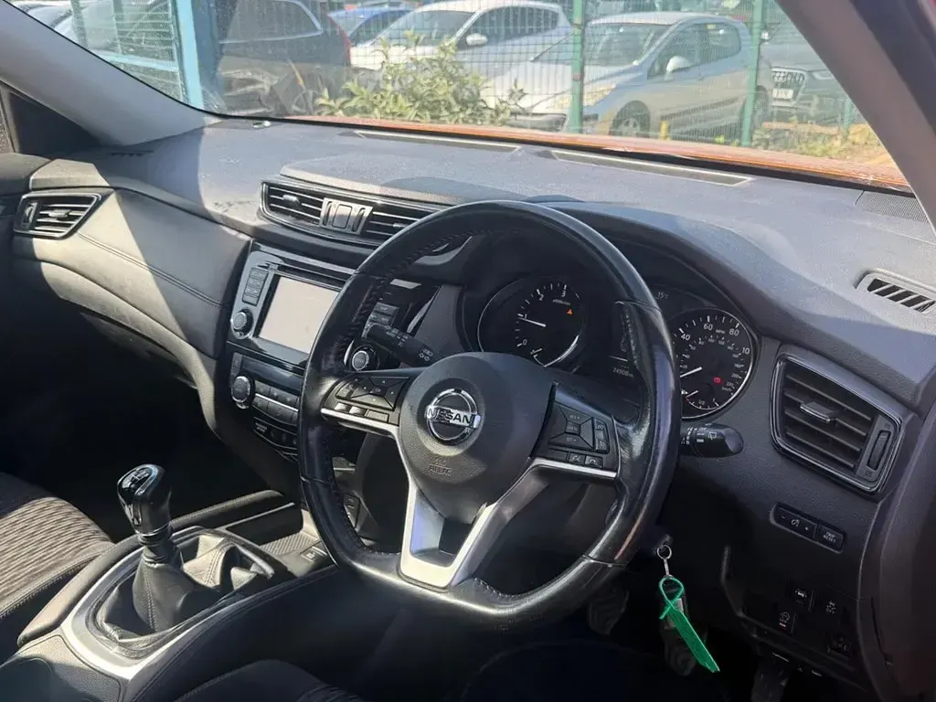 Gebraucht Nissan X-Trail Acenta Premium 150 PS (110 kW) 2019 Orange SUV