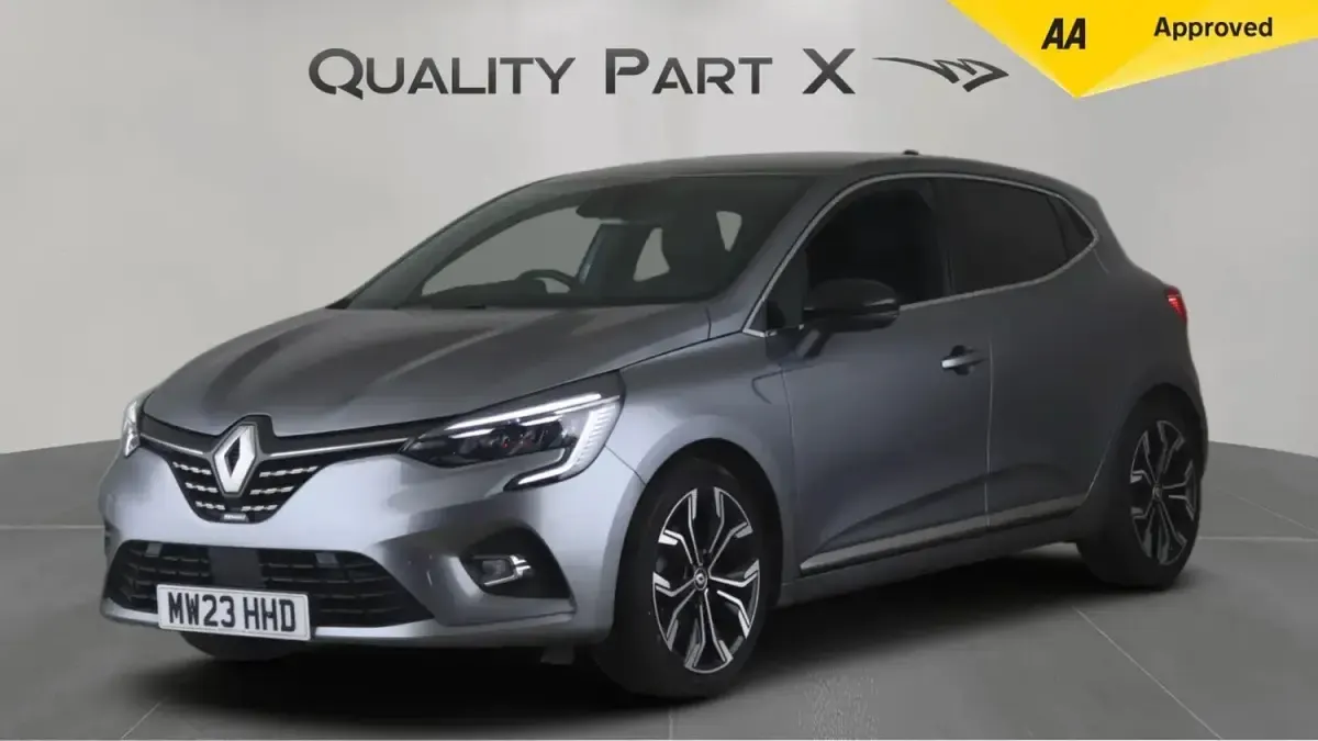 Used Renault Clio Techno 2023 Grey Hatchback