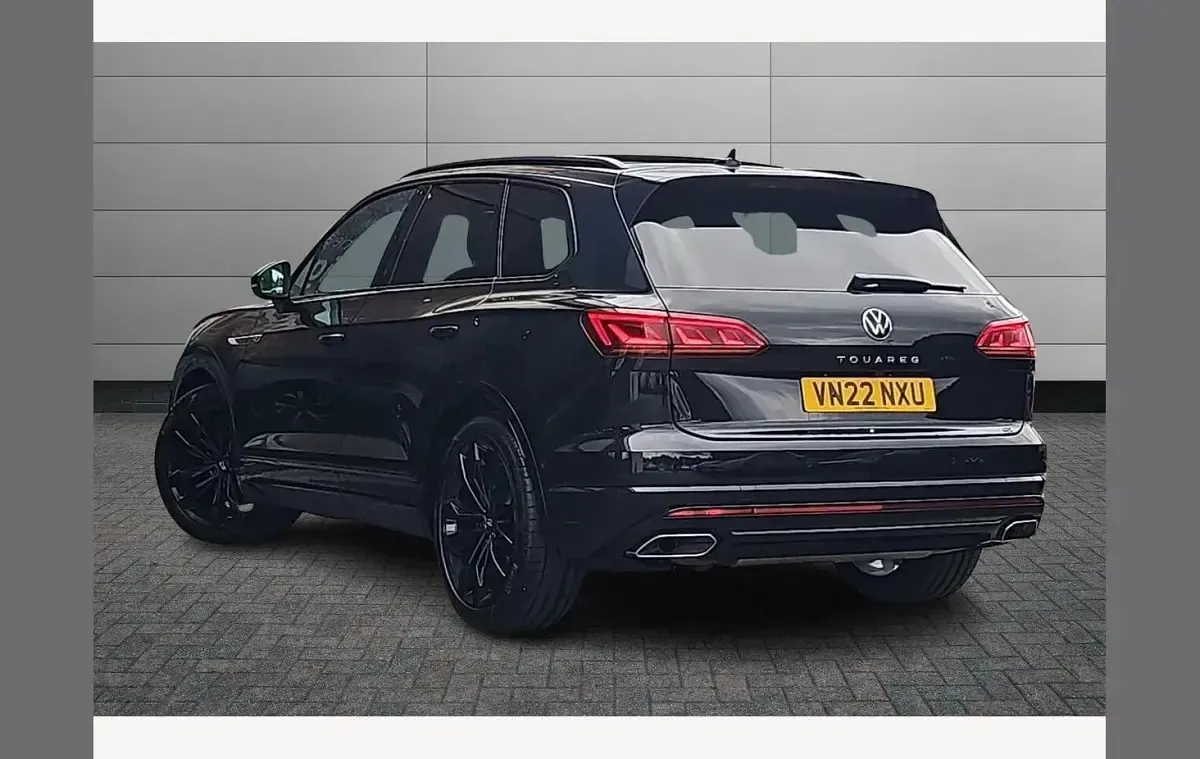 Used VW Touareg Black Edition 286 HP (210 kW) 2022 Black SUV