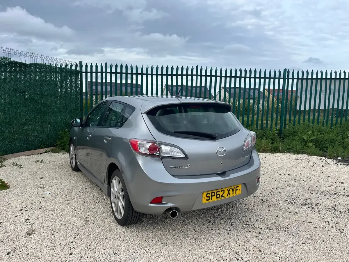 Used Mazda 3 105 HP (77 kW) 2012 Silver Hatchback