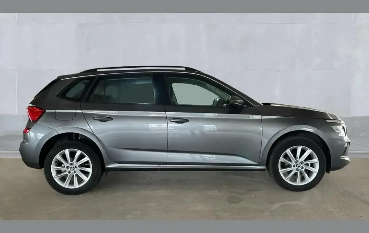 Used Skoda Kamiq SE 95 HP (69 kW) 2025 Graphite grey SUV