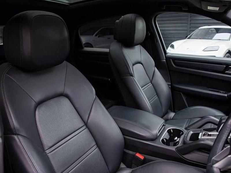 Used Porsche Cayenne 340 HP (250 kW) 2020 Blue SUV