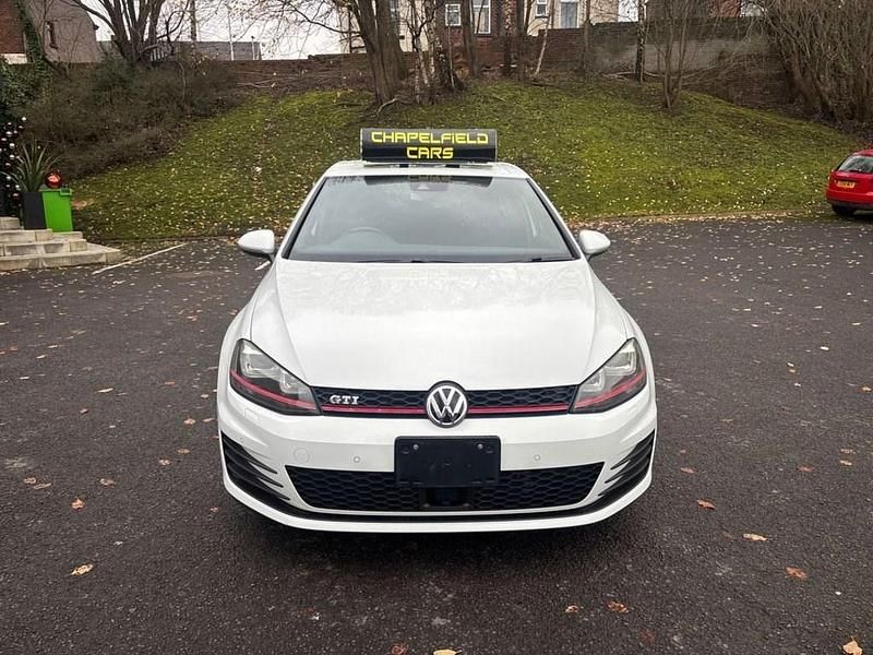 Used VW Golf VII GTI 290 HP (213 kW) 2015 White Hatchback
