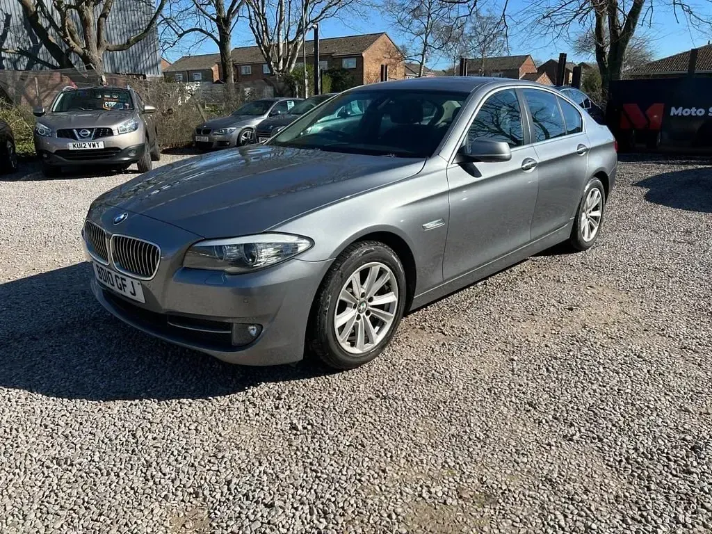 Used BMW 525 204 HP (150 kW) 2010 Grey Sedan