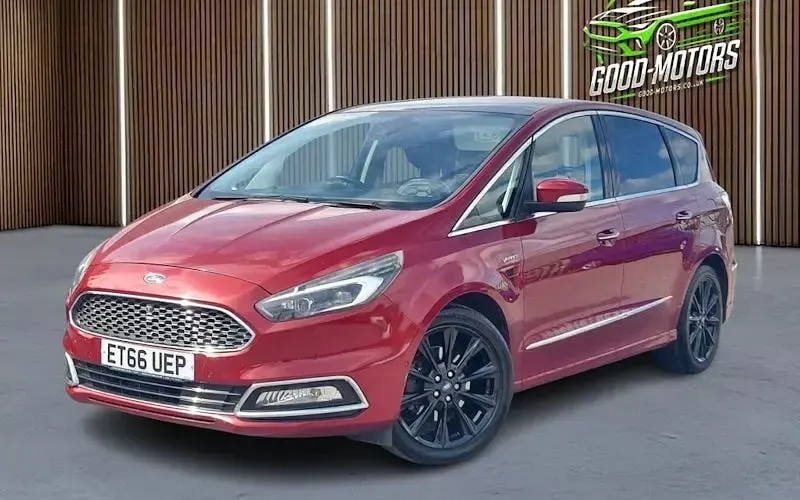 Used Ford S-MAX Vignale 209 HP (153 kW) 2017 MPV