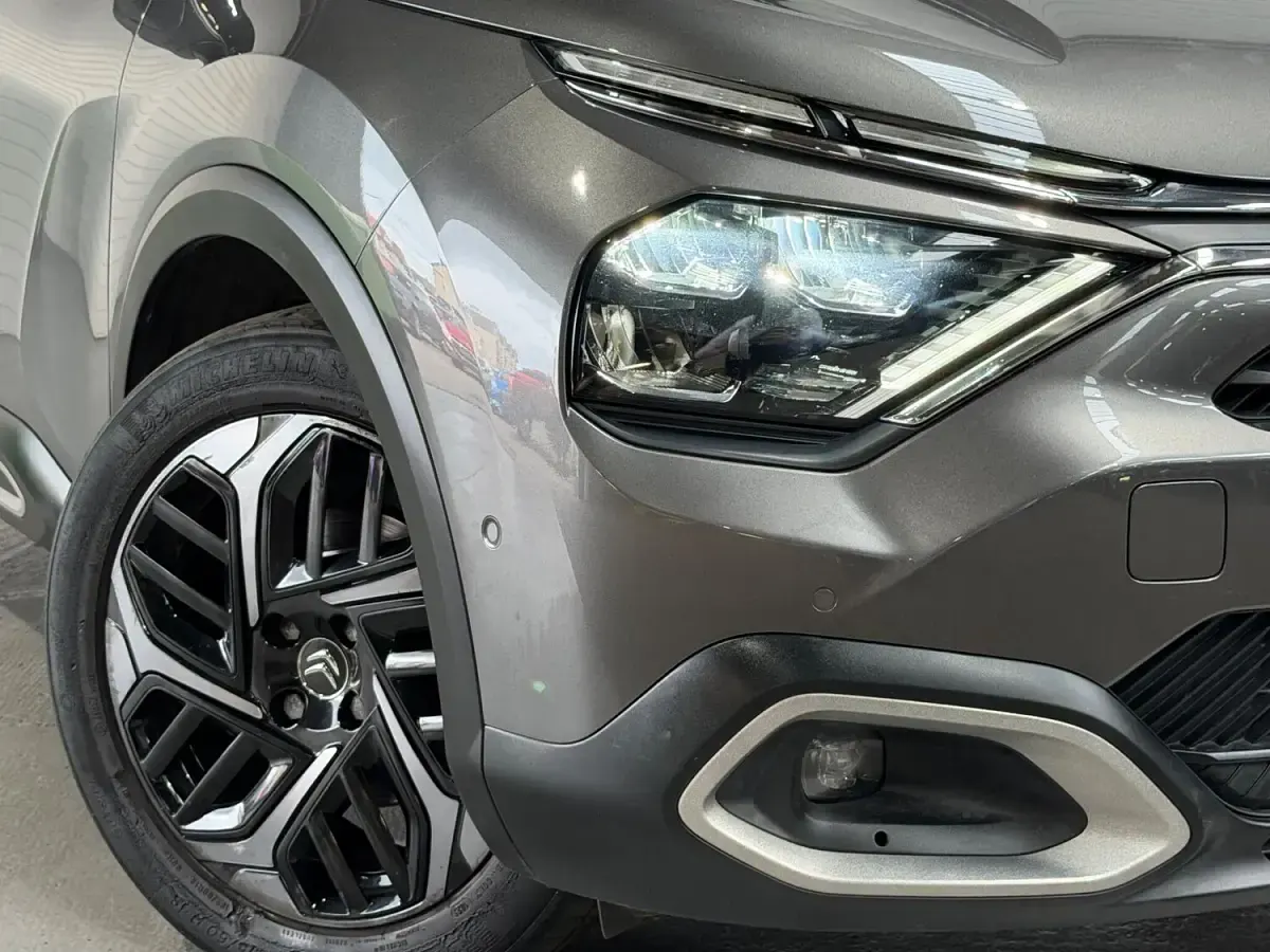 Used Citroën C4 PureTech 102 HP (75 kW) 2021 Grey Hatchback