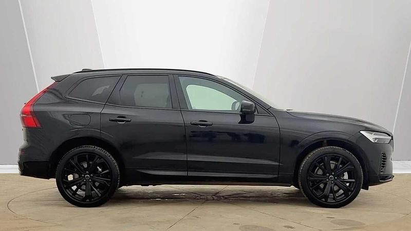Used Volvo XC60 Plus 350 HP (257 kW) 2025 Black SUV