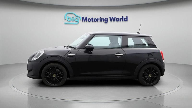 Used Mini Cooper SE Hatch 133 kW (181 HP) 2023 Hatchback