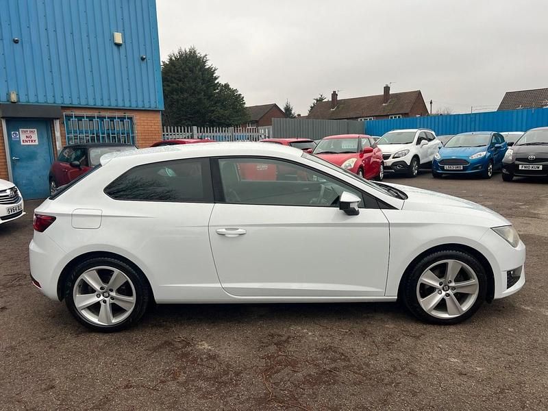 Used Seat Leon FR 2014 White Hatchback