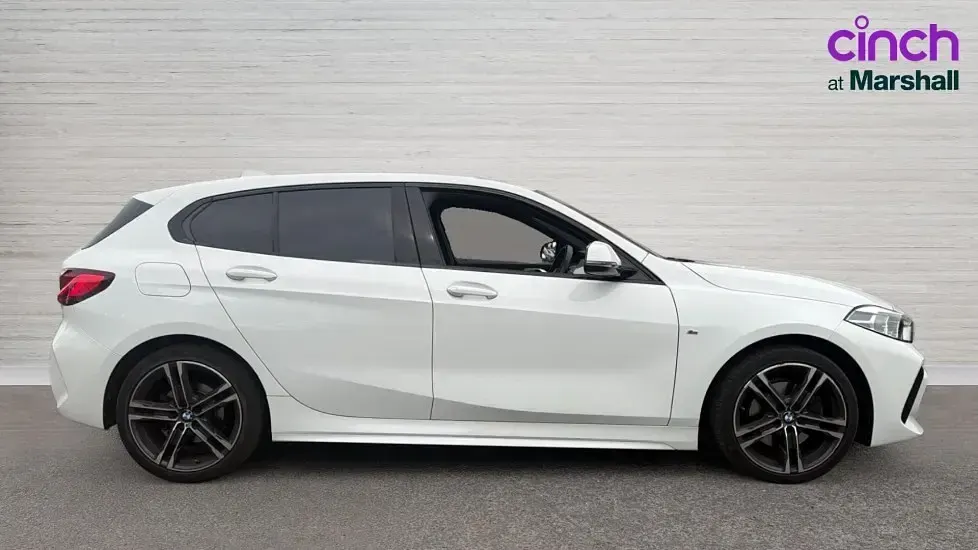 Used BMW 118 M Sport 136 HP (100 kW) 2022 White