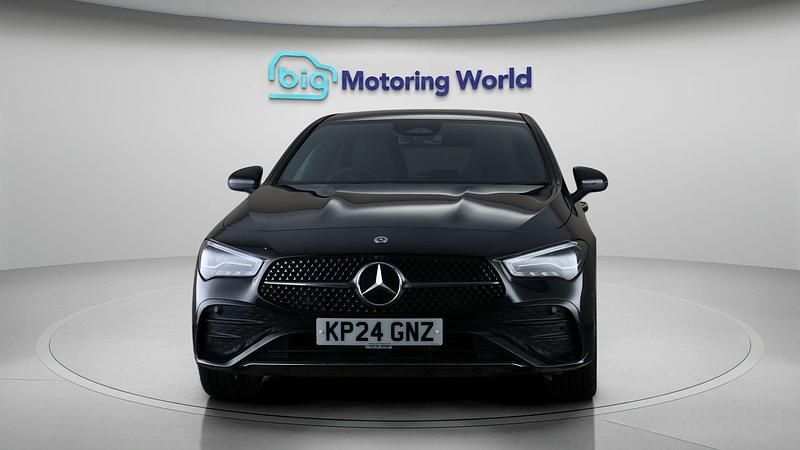 Used Mercedes CLA250e Shooting Brake Executive 218 HP (160 kW) 2024 Estate