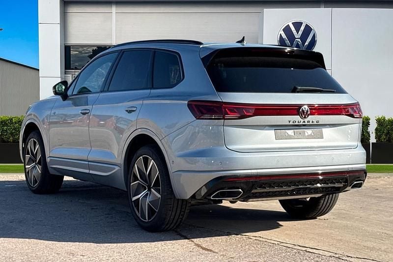 New VW Touareg Black Edition 2026 Silver SUV