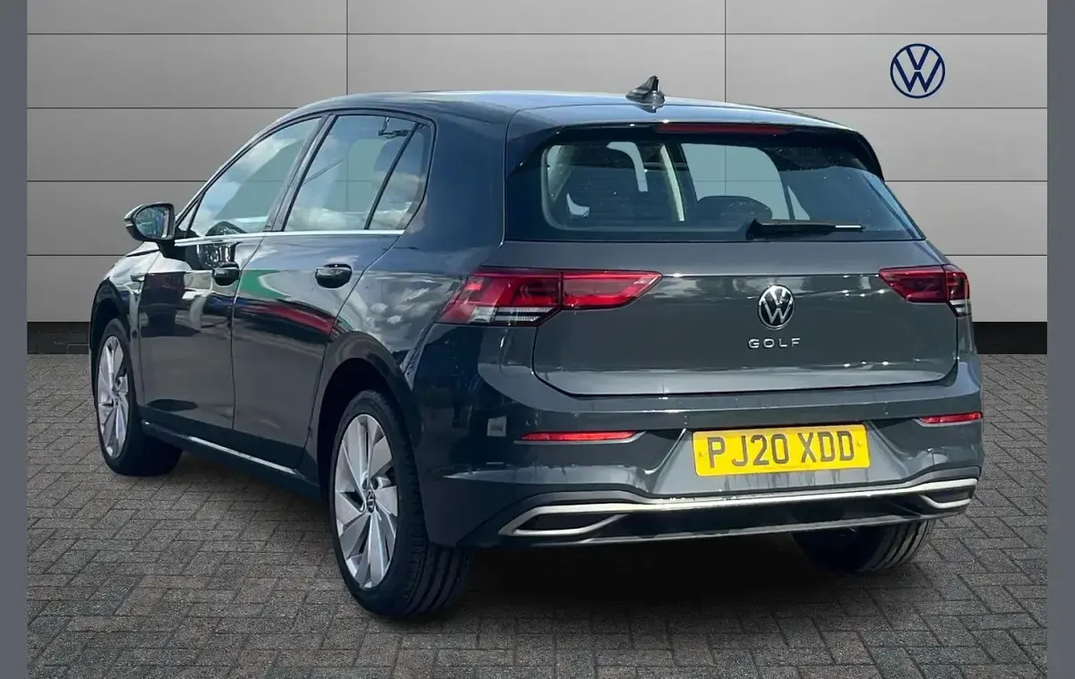 Used VW Golf VIII Style 128 HP (94 kW) 2020 Grey Hatchback