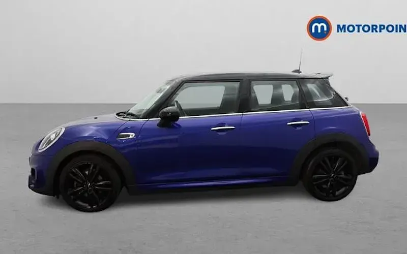 Used Mini Cooper Hatch 136 HP (100 kW) 2019 Blue Hatchback
