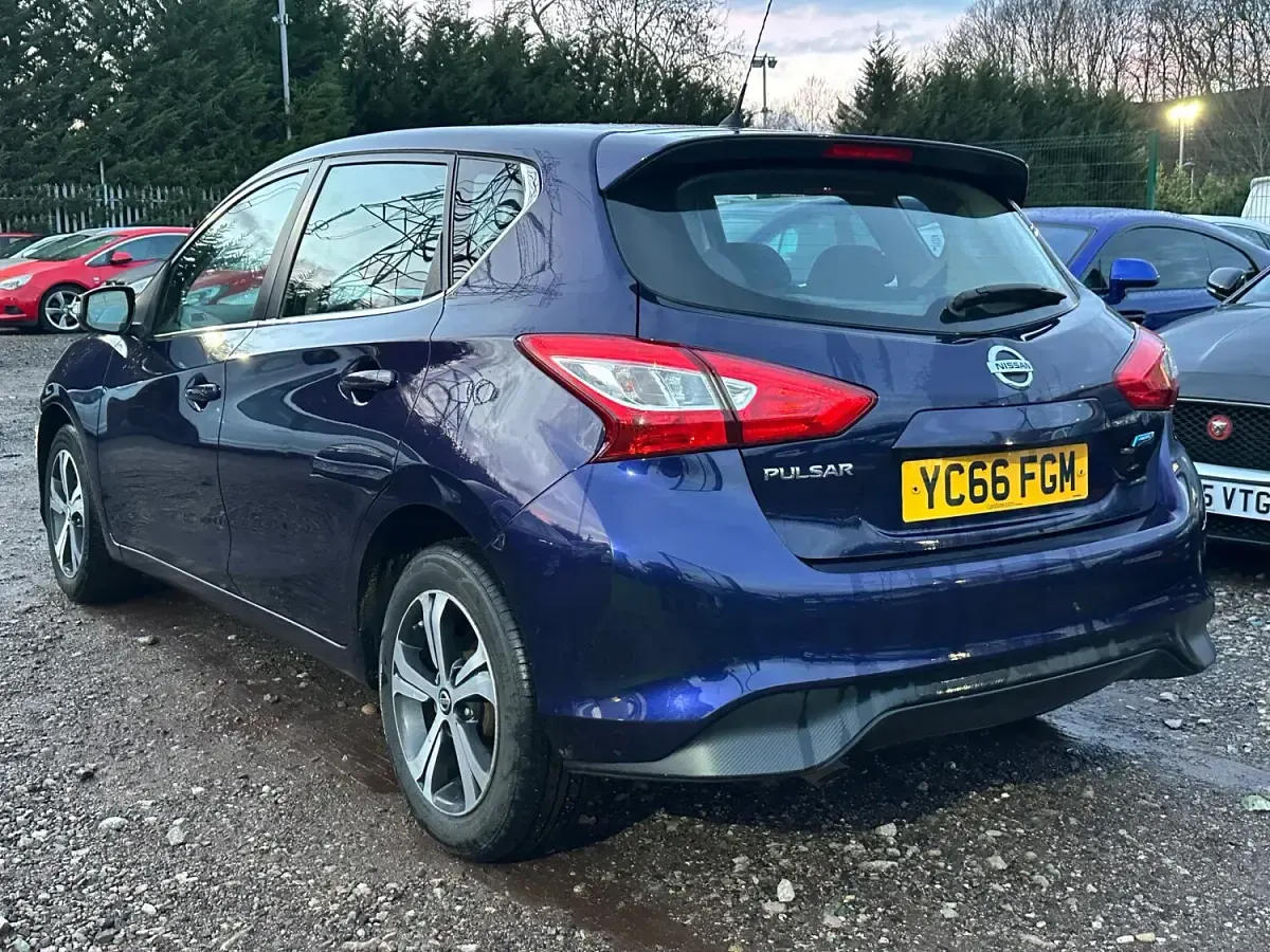 Used Nissan Pulsar Acenta 110 HP (80 kW) 2016 Blue Hatchback