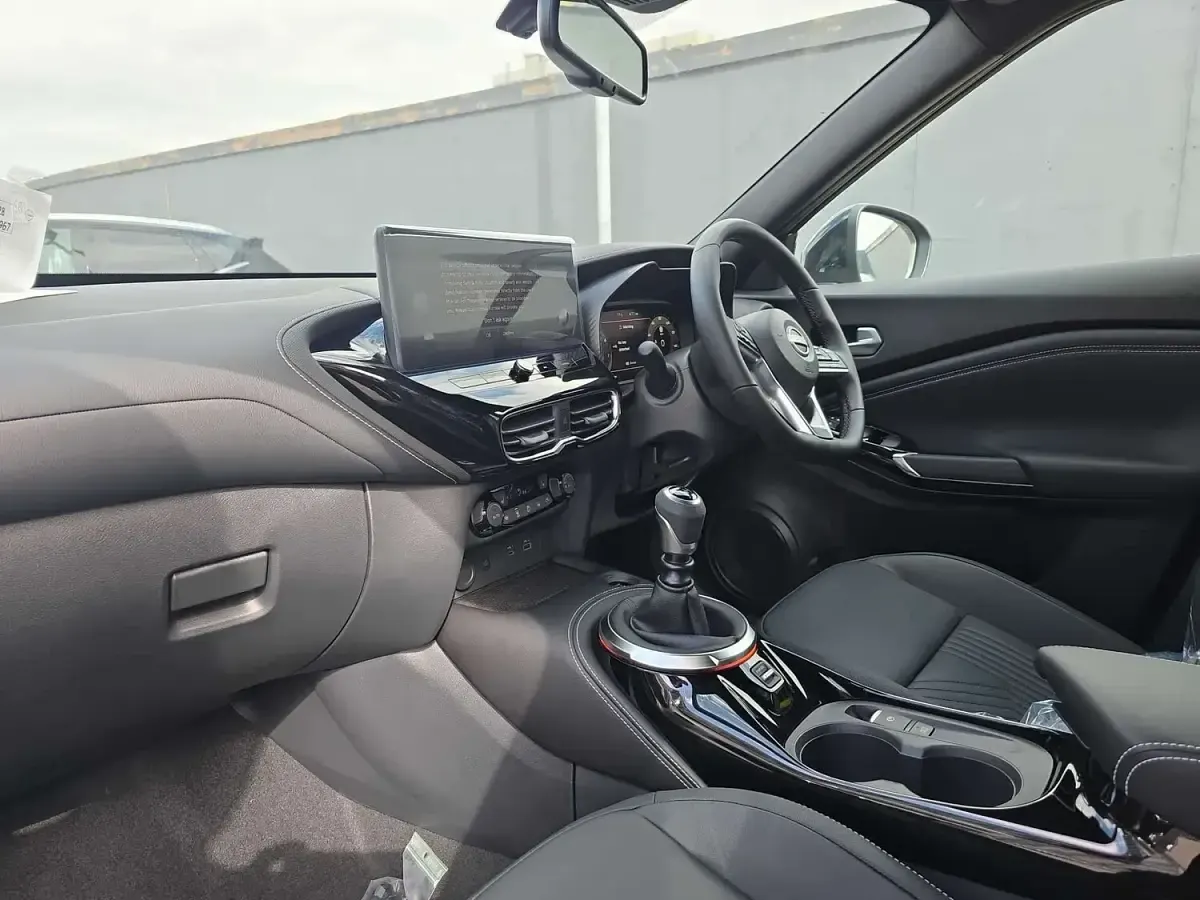 New Nissan Juke Tekna 114 HP (83 kW) 2026 Ceramic grey SUV