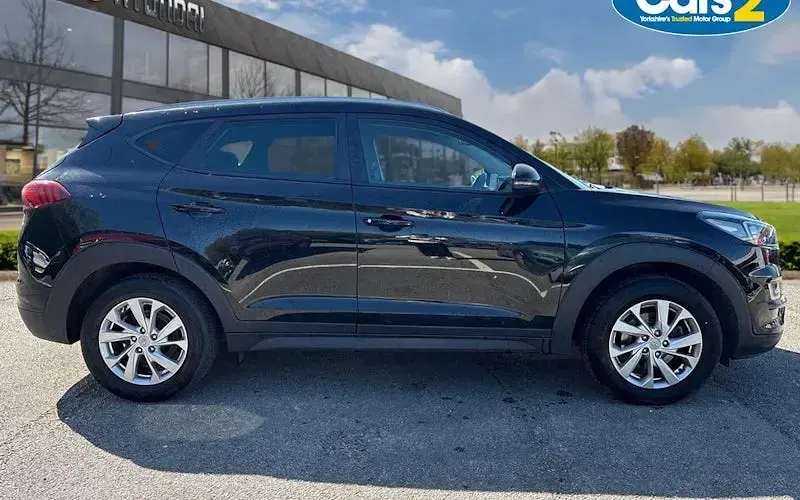 Usado Hyundai Tucson SE 132 HP (97 kW) 2020 SUV