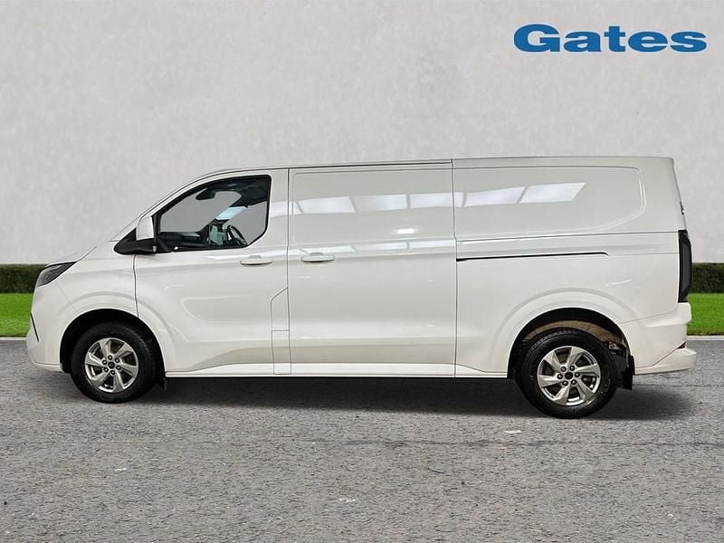 Used Ford Transit Custom Limited 136 HP (100 kW) 2025 White Van